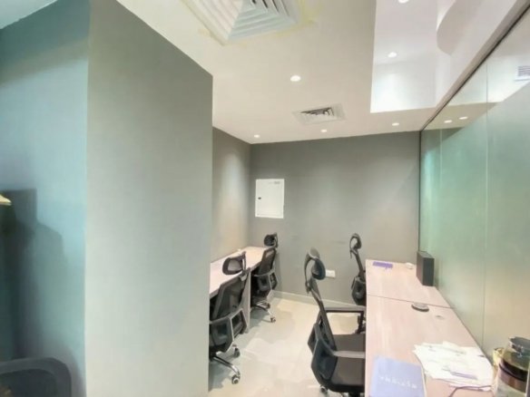 Small Serviced Office for Rent in Business Bay High Floor with Premium Facilities