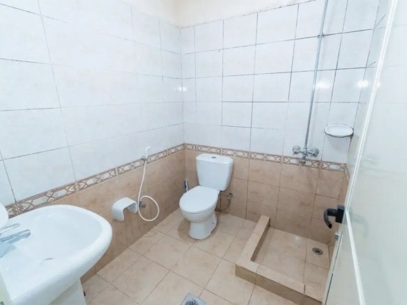 Full Floor Labor Camp for Rent in Jebel Ali Industrial 1 | 62 Rooms Available