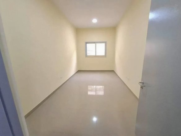 Fully Managed Labor Camp for Rent in Jebel Ali Industrial 1 | 8 Person Rooms Available